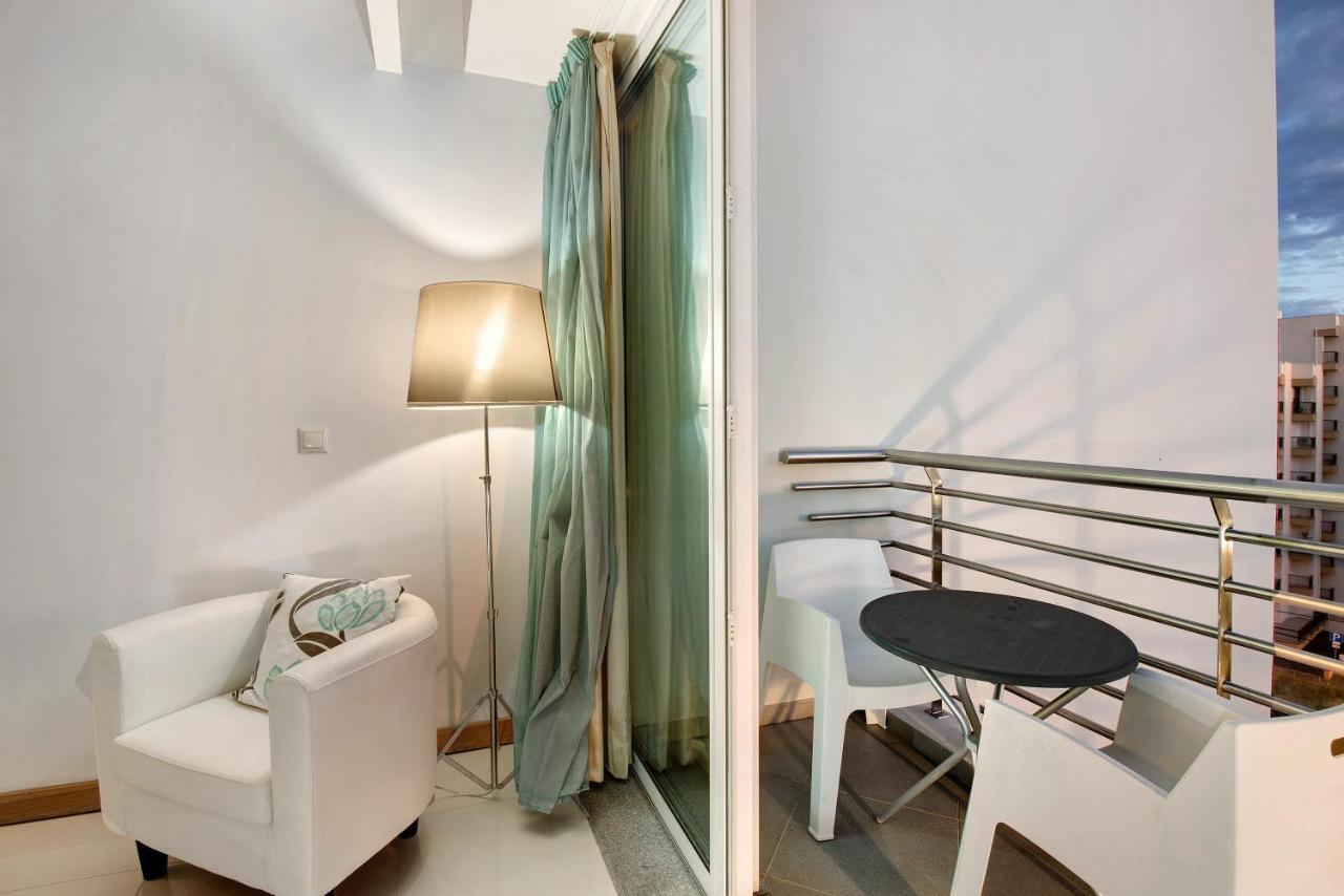 Dfm Happy Days D - Funchal Apartment Bagian luar foto